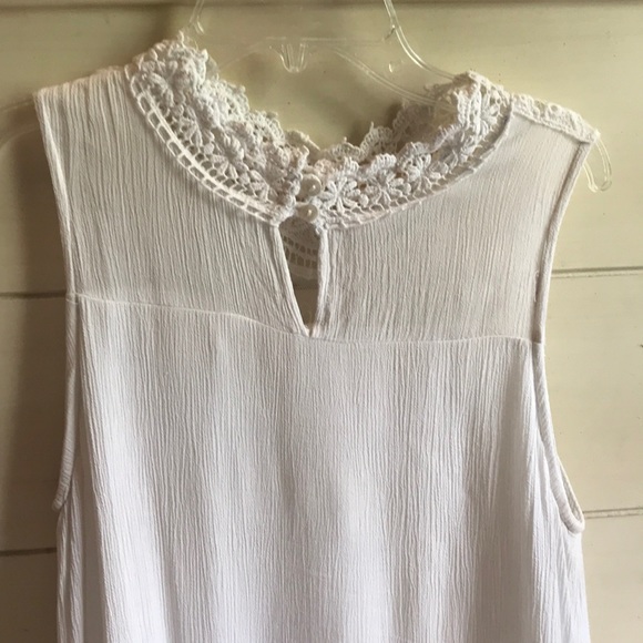 Short White Dress - Picture 3 of 4